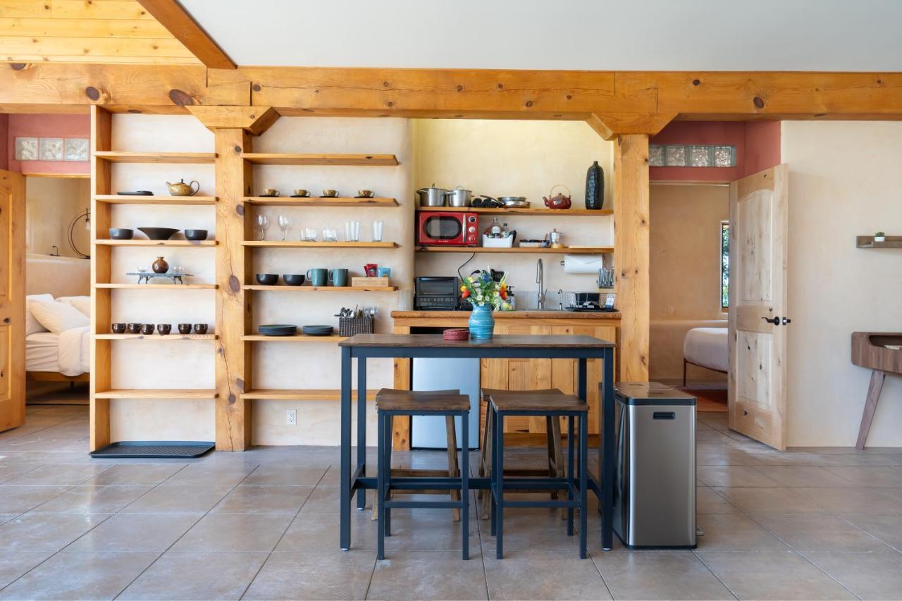 Santa Fe Ridgetop Retreat With 2 Hot Tubs And Views Exterior photo